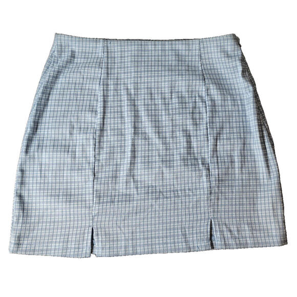 Hesperus Blue Pink plaid short skirt slits sz L Clue Less Theme - Picture 1 of 8